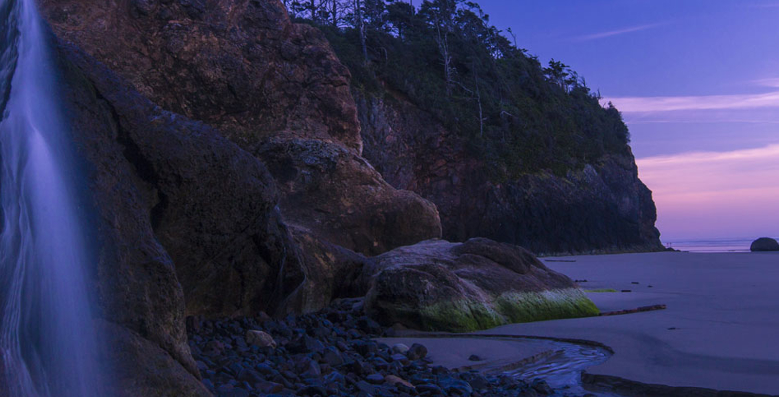 SEASIDE, OREGON’S ROMANTIC COUPLES DESTINATION